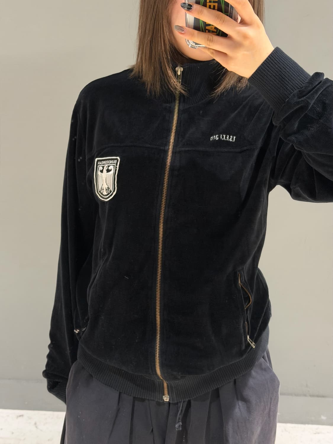 patch point velvet high-neck zip-up 상품이미지3