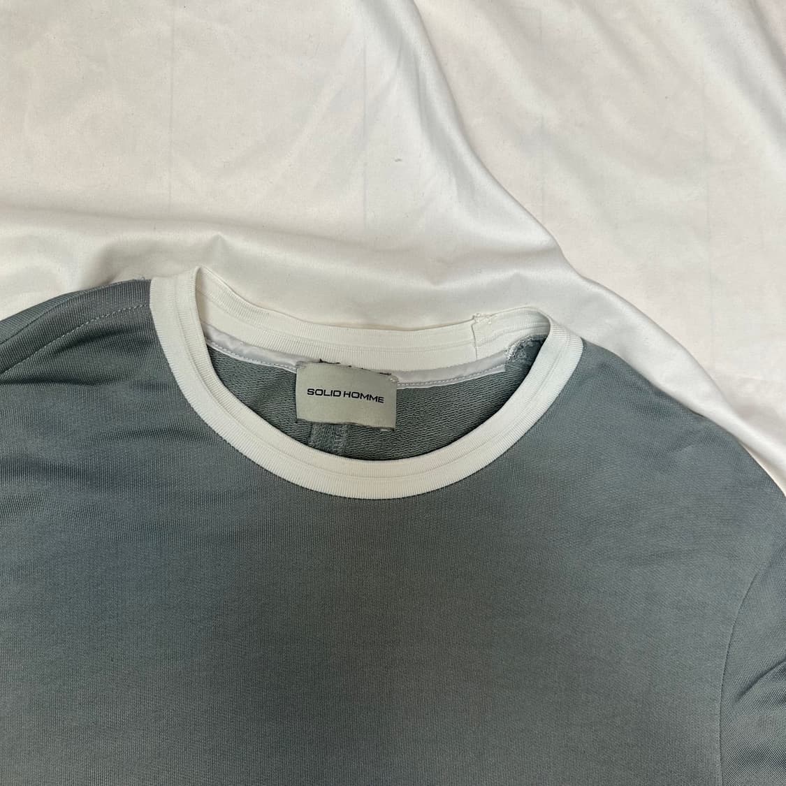 솔리드옴므 레이온 그레이슬리브리스 95 상품이미지3