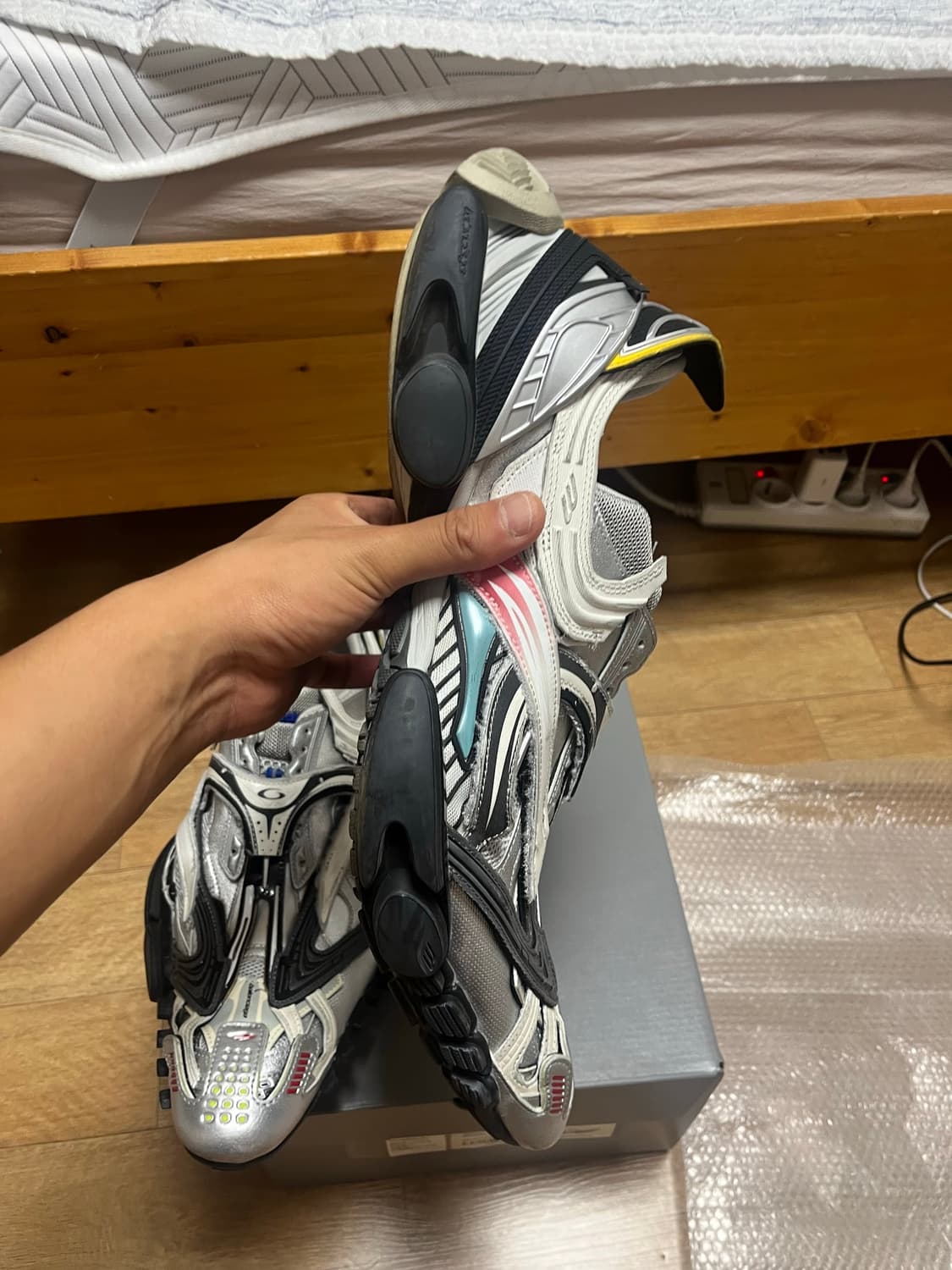 발렌시아가 렙타일 43 상품이미지6