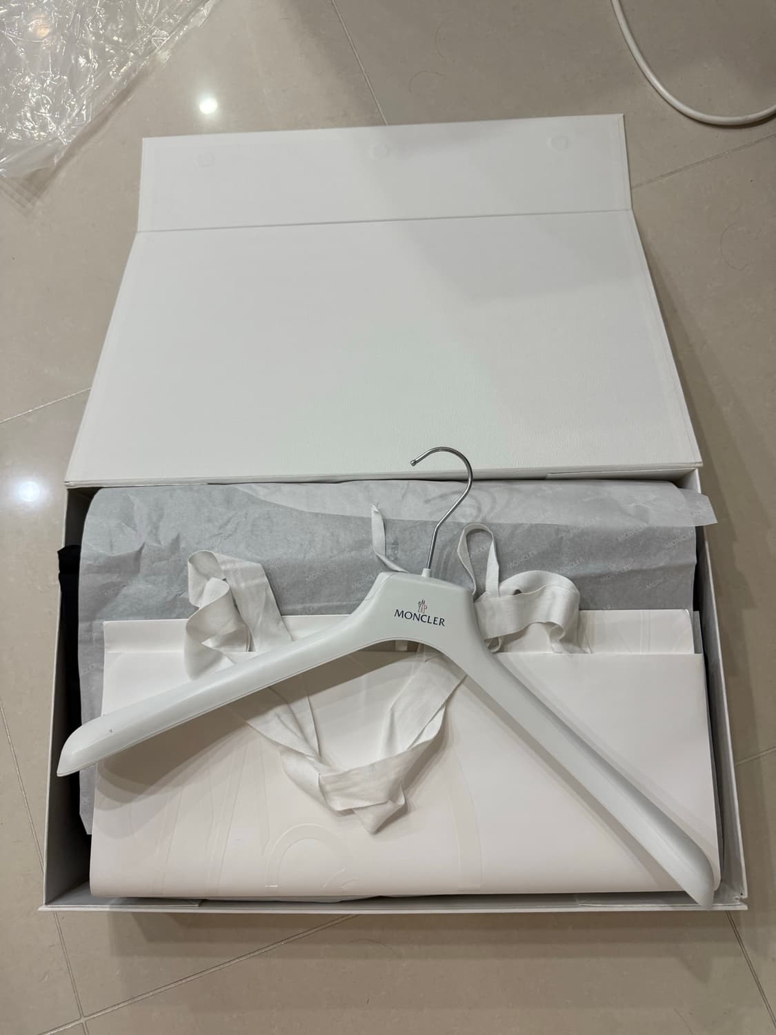 22/23 몽클레어 클루니 블랙 3 상품이미지9