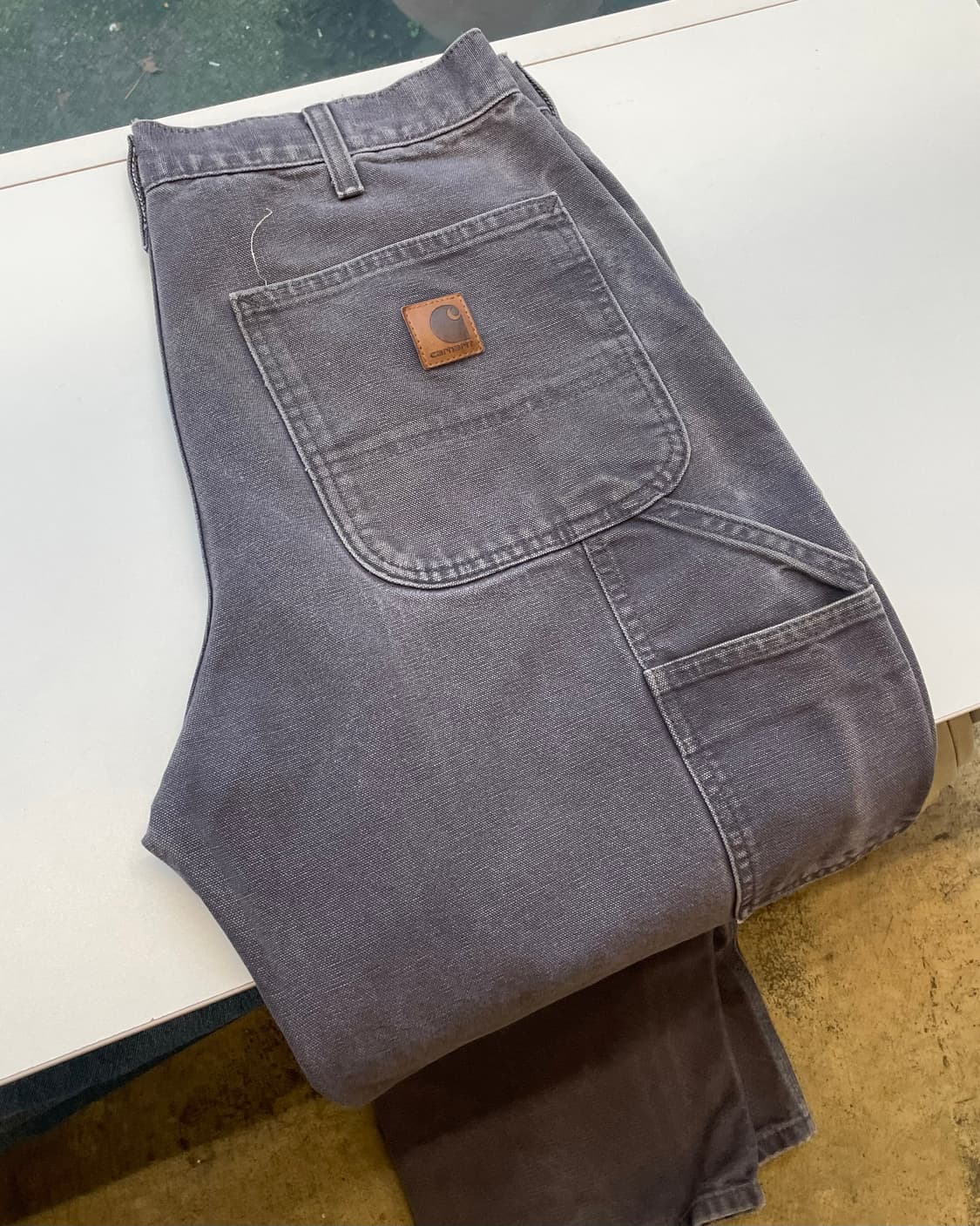 Carpenter pants (B11) 칼하트 카펜터 팬츠 싱글니 32” 상품이미지9