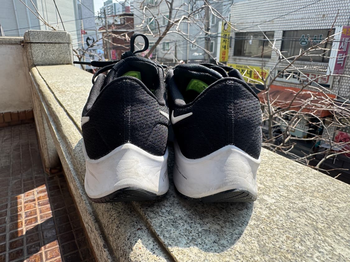 나이키 에어 줌 페가수스 38 블랙 런닝화 230mm 상품이미지3