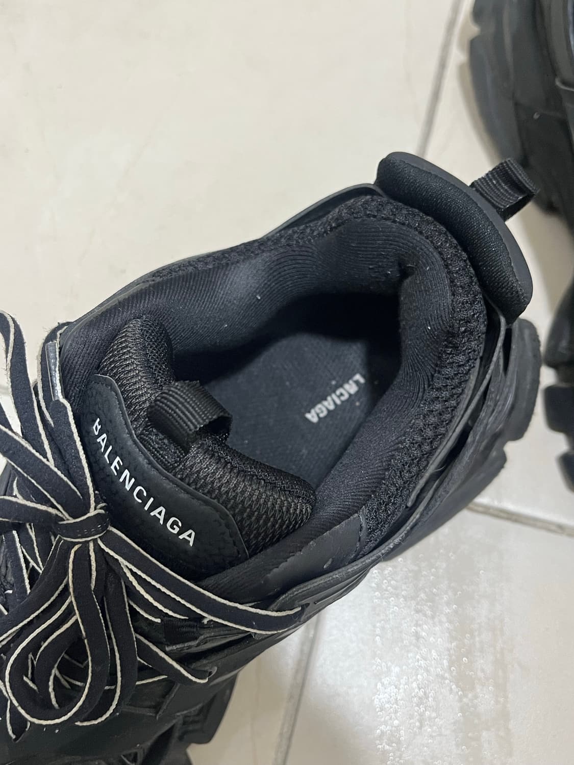 발렌시아가 트랙 40 상품이미지2