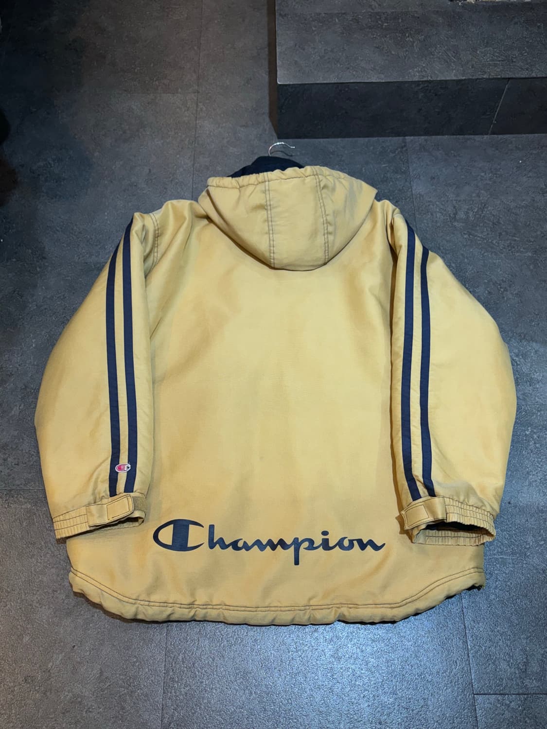 챔피온 올드스쿨 패딩 점퍼 상품이미지3