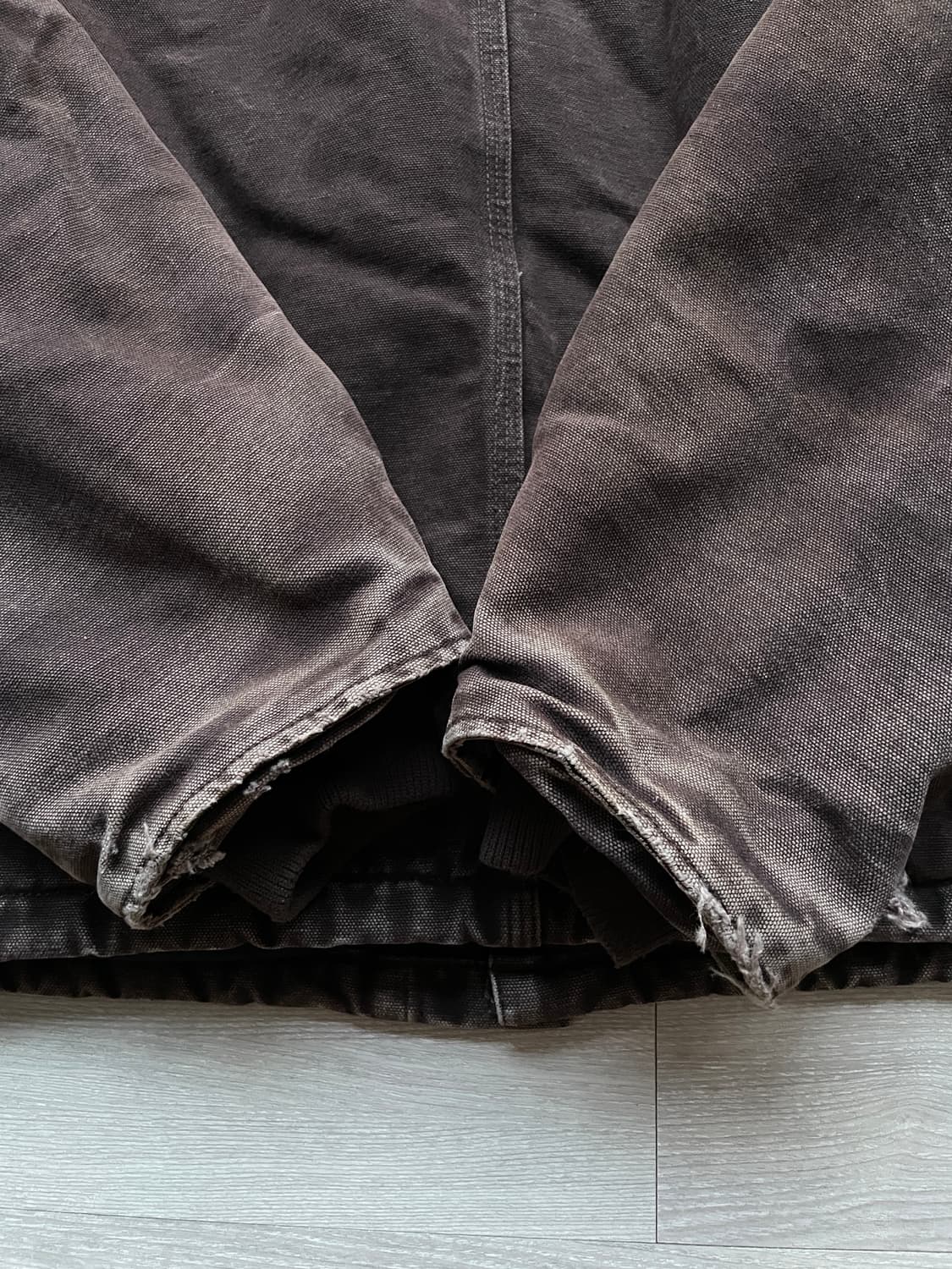 칼하트 J22 DKB 다크브라운 디트로이트 아크틱 자켓 빈티지 상품이미지9