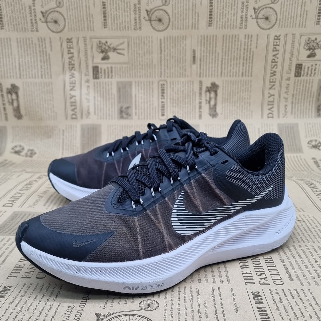 나이키 줌 윈플로8 여성운동화230  상품이미지1