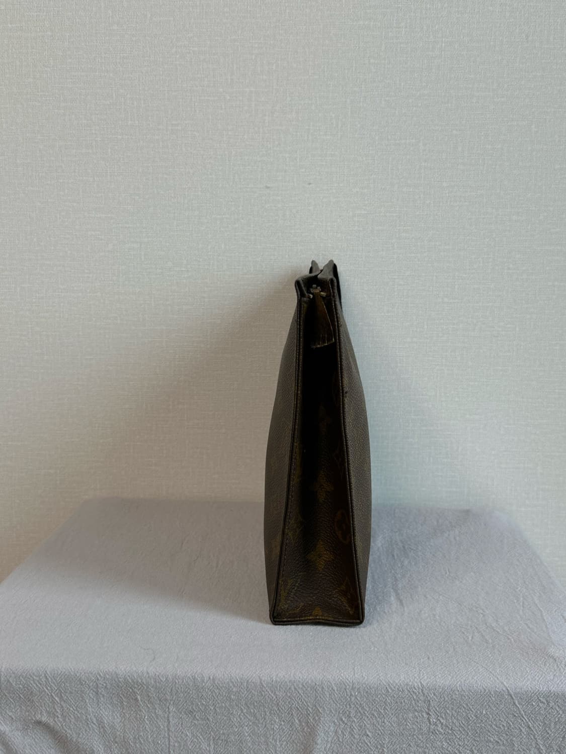 루이비통 모노그램 캔버스 클러치  토일렛 26 상품이미지3