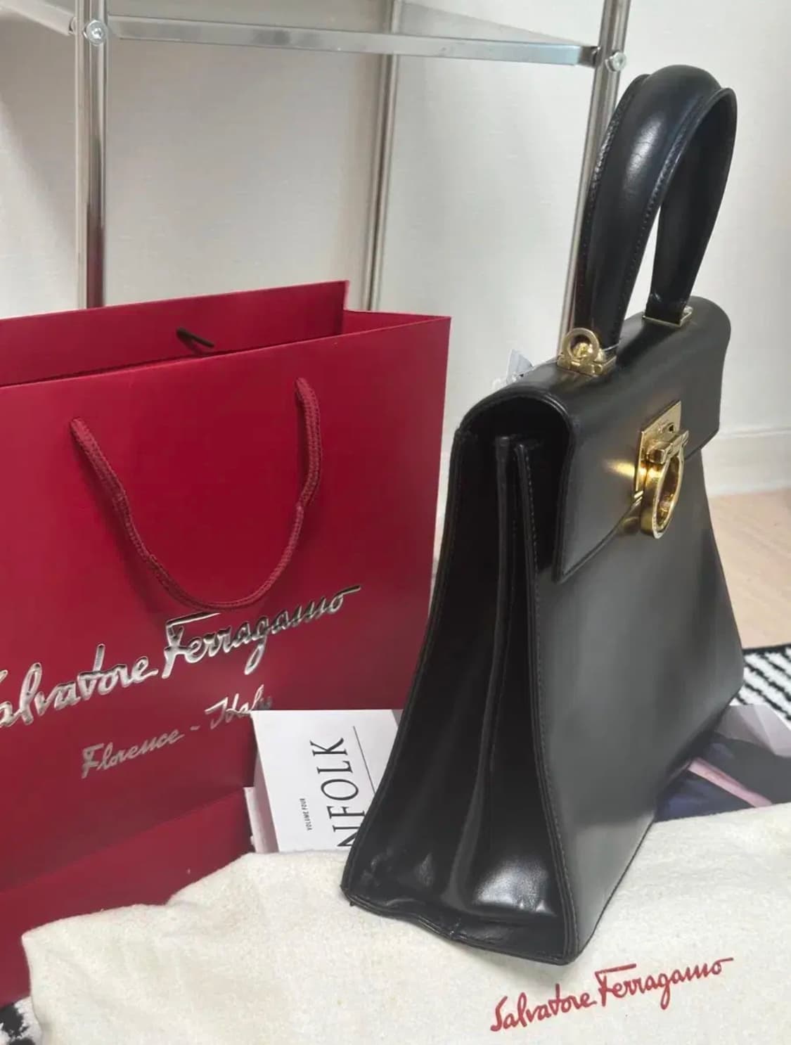 정품 페라가모 켈리백 차정원백 블랙 토트백 상품이미지2