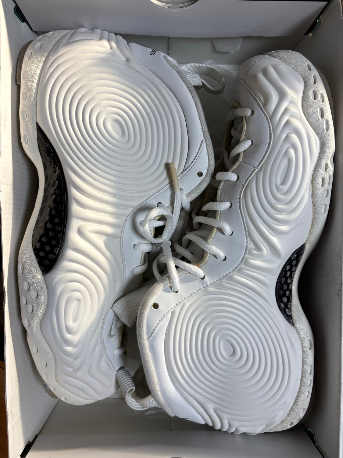 꼼데가르송 나이키 폼포짓 화이트 285 상품이미지1