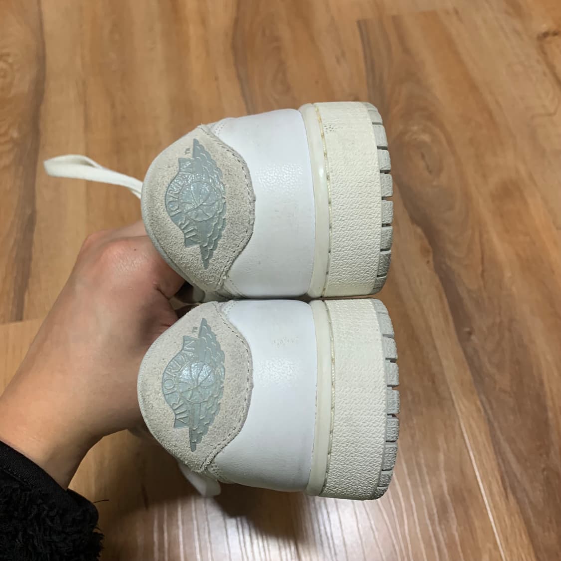 나이키 에어 조던 1 og 로우 뉴트럴그레이 275mm 상품이미지7