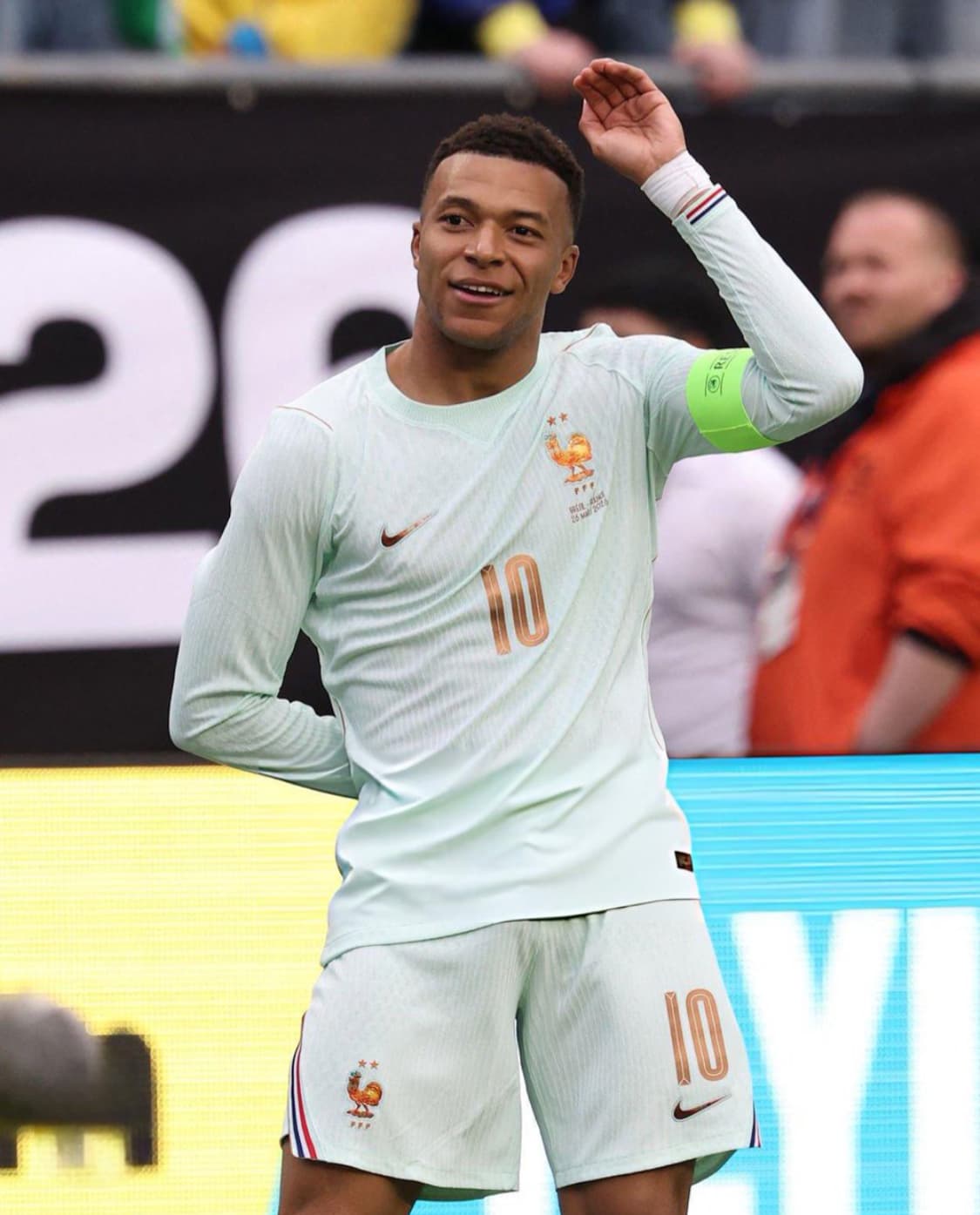 26-28 프랑스 국대 어웨이 음바페 유니폼 L사이즈 상품이미지9