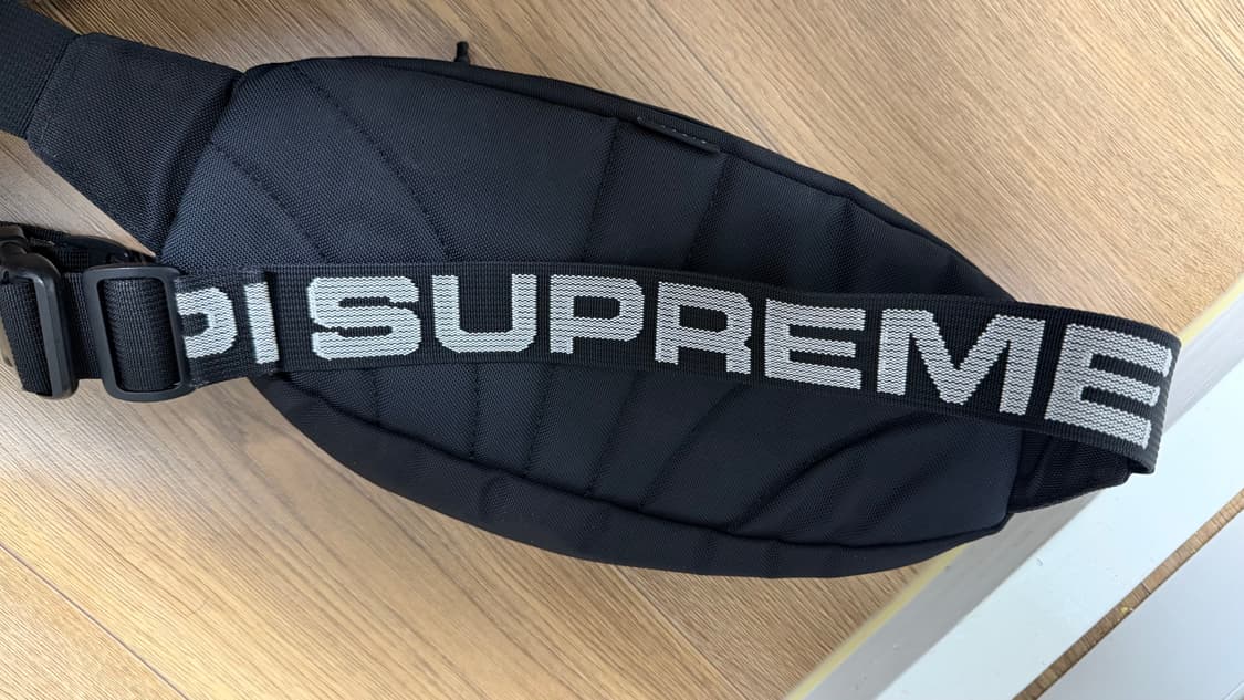 슈프림 웨이스트백 블랙 - 18SS 상품이미지5
