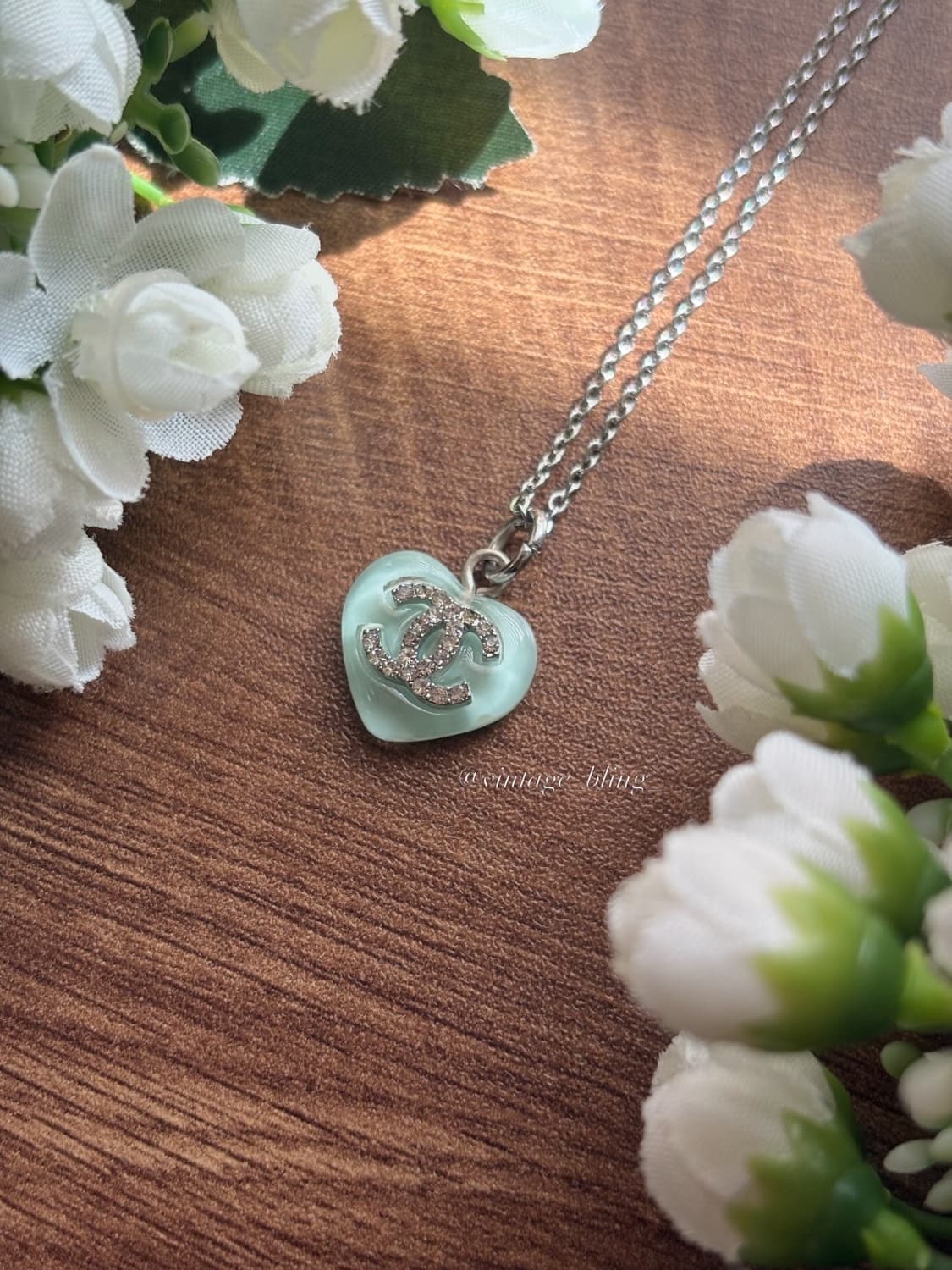 민트) 샤넬 크리스탈 파스텔 하트 실버 목걸이 상품이미지2