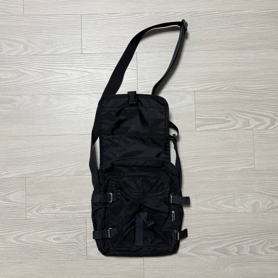 요지야마모토 크로스백 상품이미지3