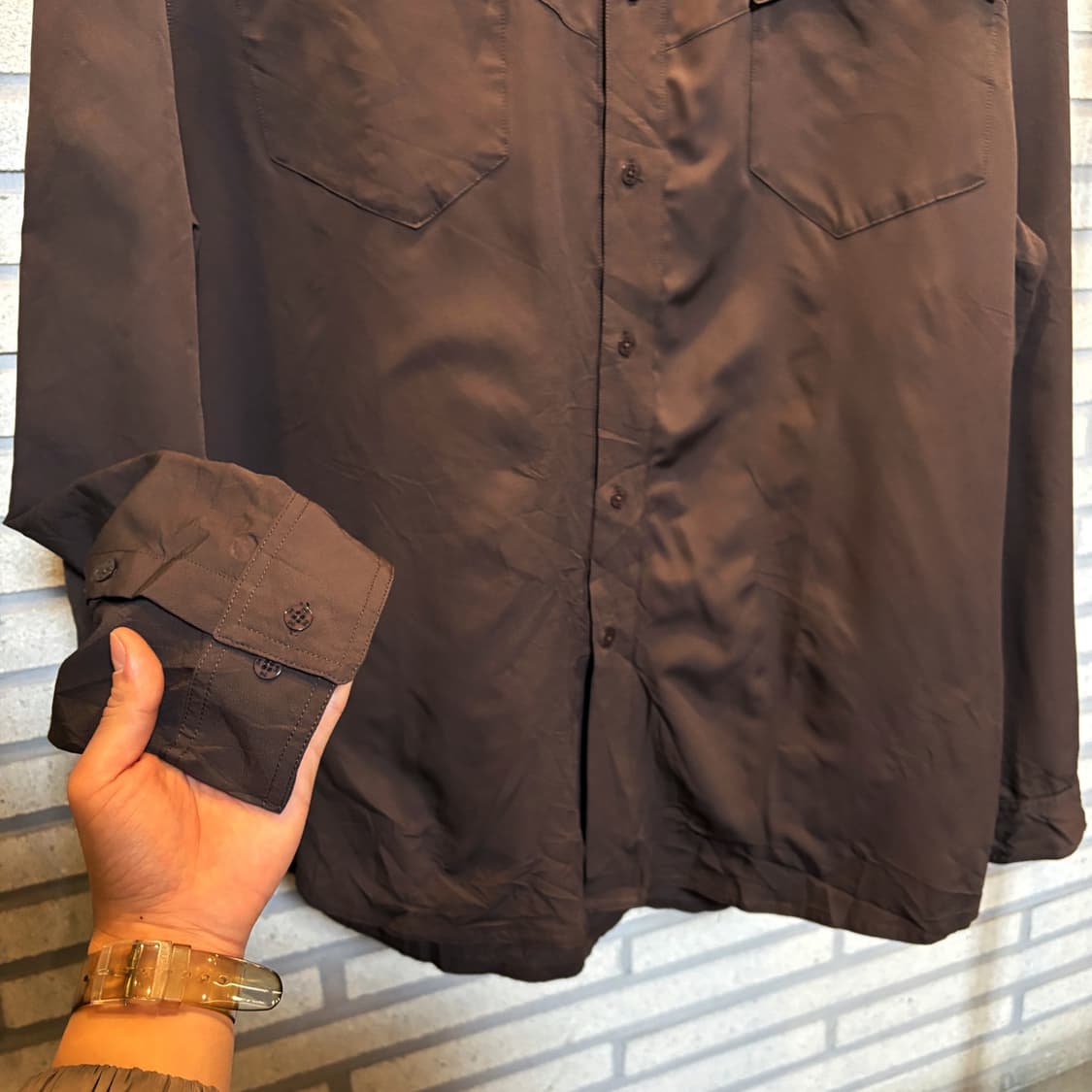 언더아머 체스트포켓 아웃도어 셔츠 라이트웨이트 디테일 브라운 상품이미지5