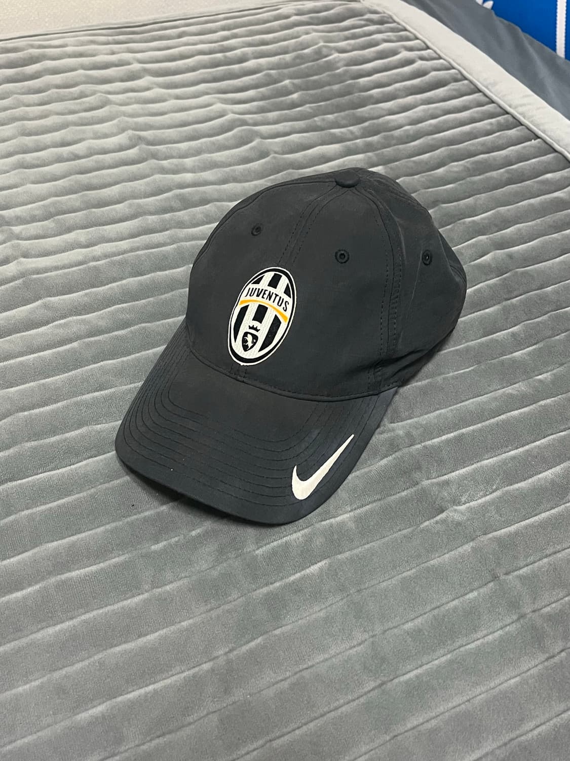 나이키 유벤투스 볼캡 상품이미지1