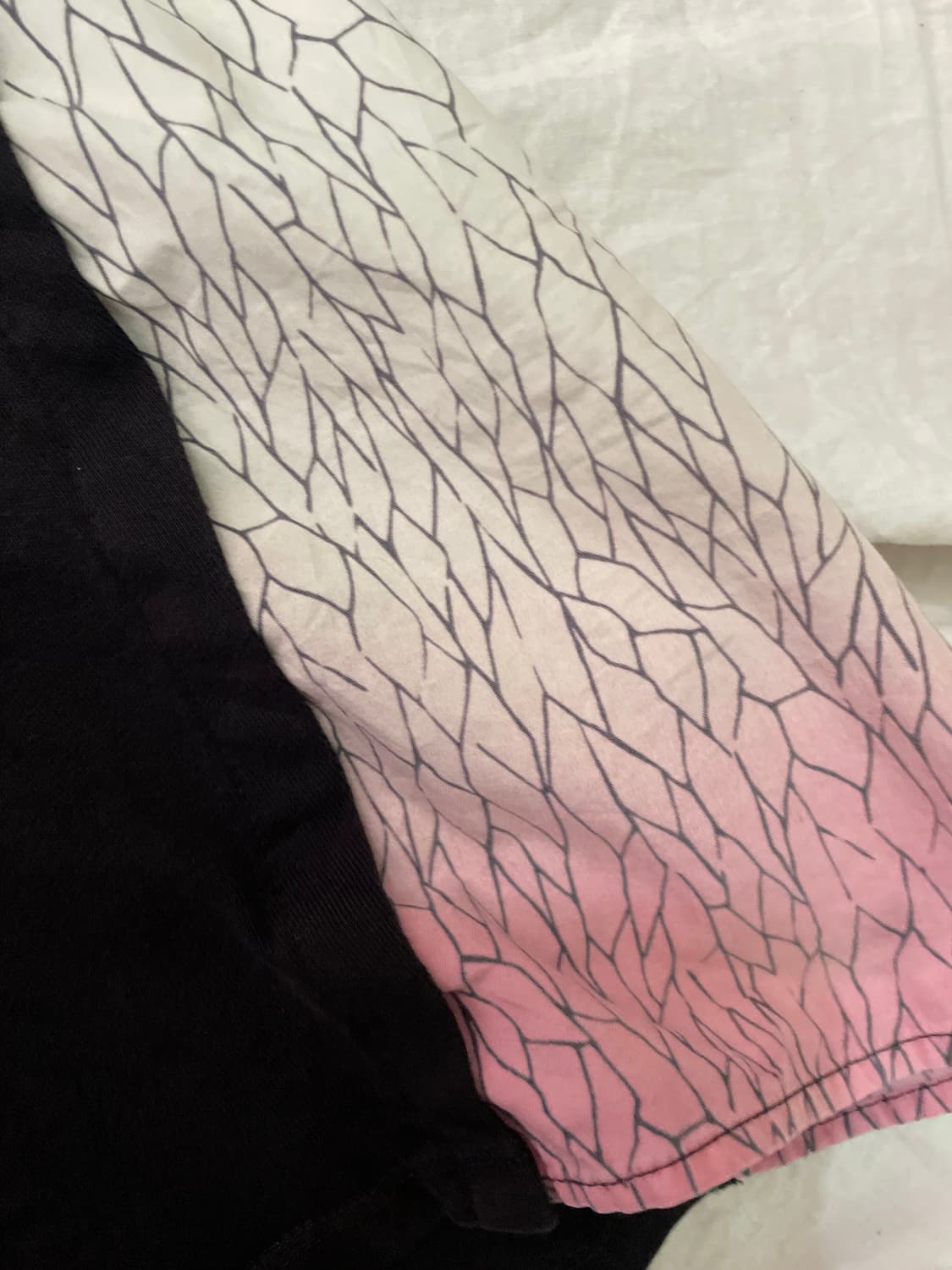     Demon Slayerx귀멸의 칼날 나비 반팔 티셔츠 상품이미지3