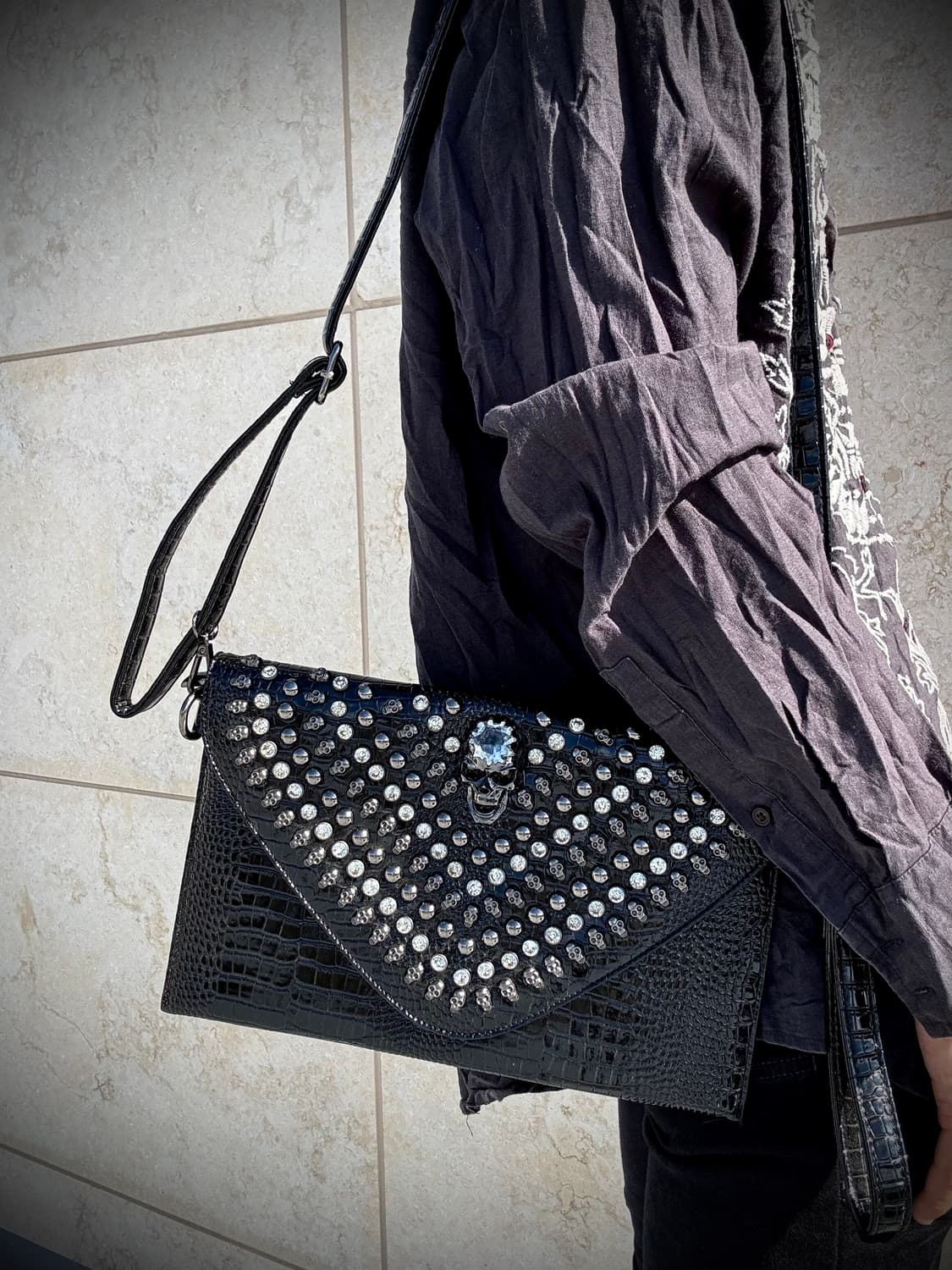 “Vintage”Skull Studded Bag 상품이미지2