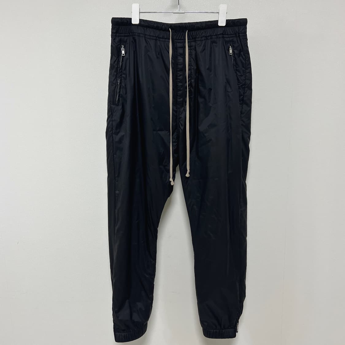 릭오웬스 18FW "SISYPHUS" 드로우스트링 롱 나일론 트랙 팬츠 상품이미지2