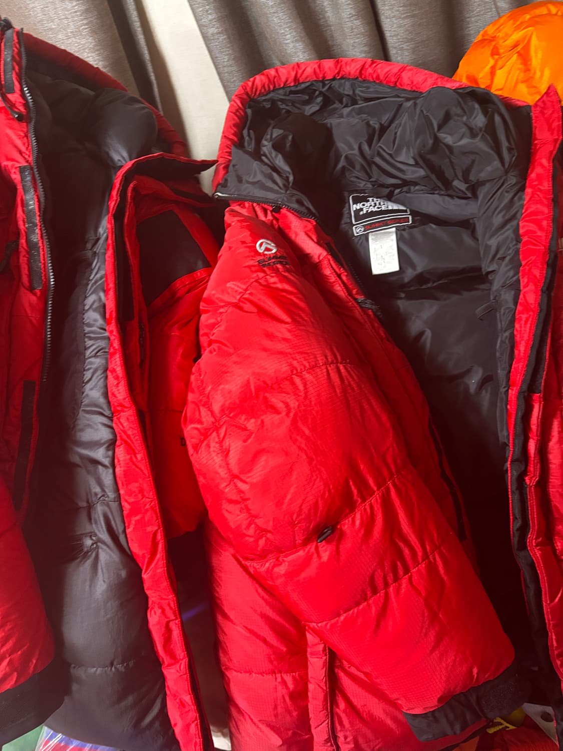 노스페이스 발토로 빨검 L 상품이미지1