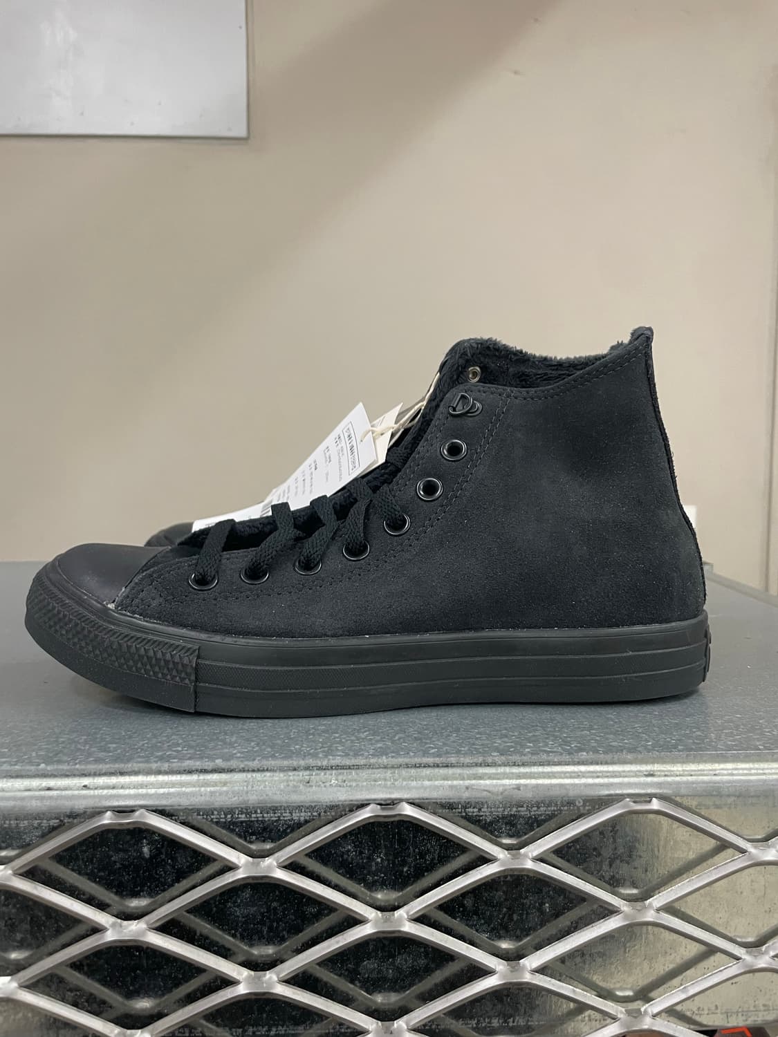 [새상품] 컨버스 척테일러 올스타 하이 블랙 255 상품이미지1