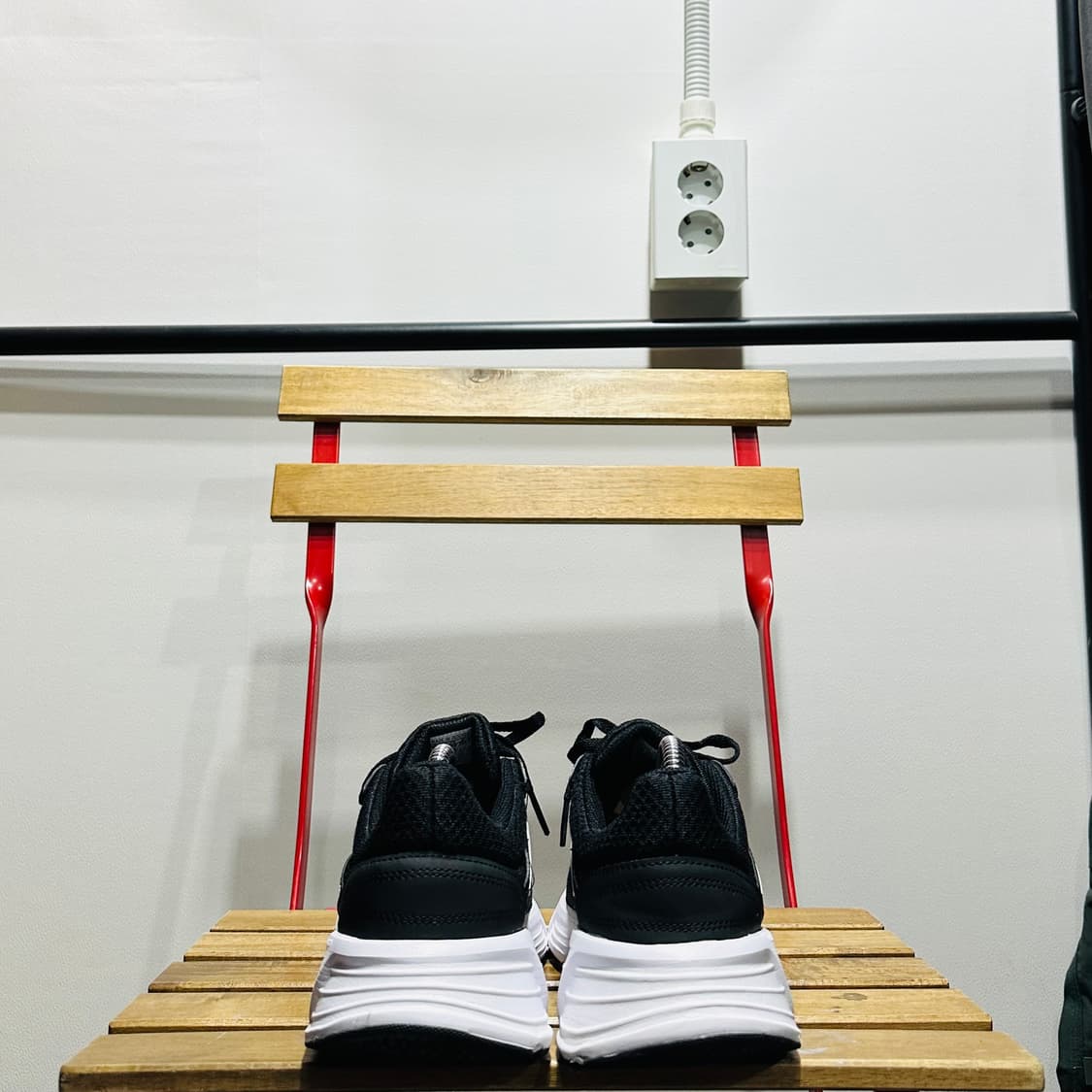 250) 아디다스 운동화 남녀공용 신발 갤럭시 6 상품이미지4