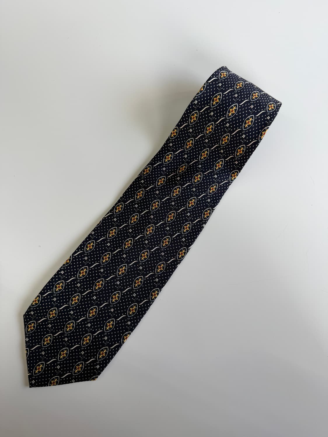 니나리치(Nina ricci) 실크 넥타이 9.3cm 상품이미지1