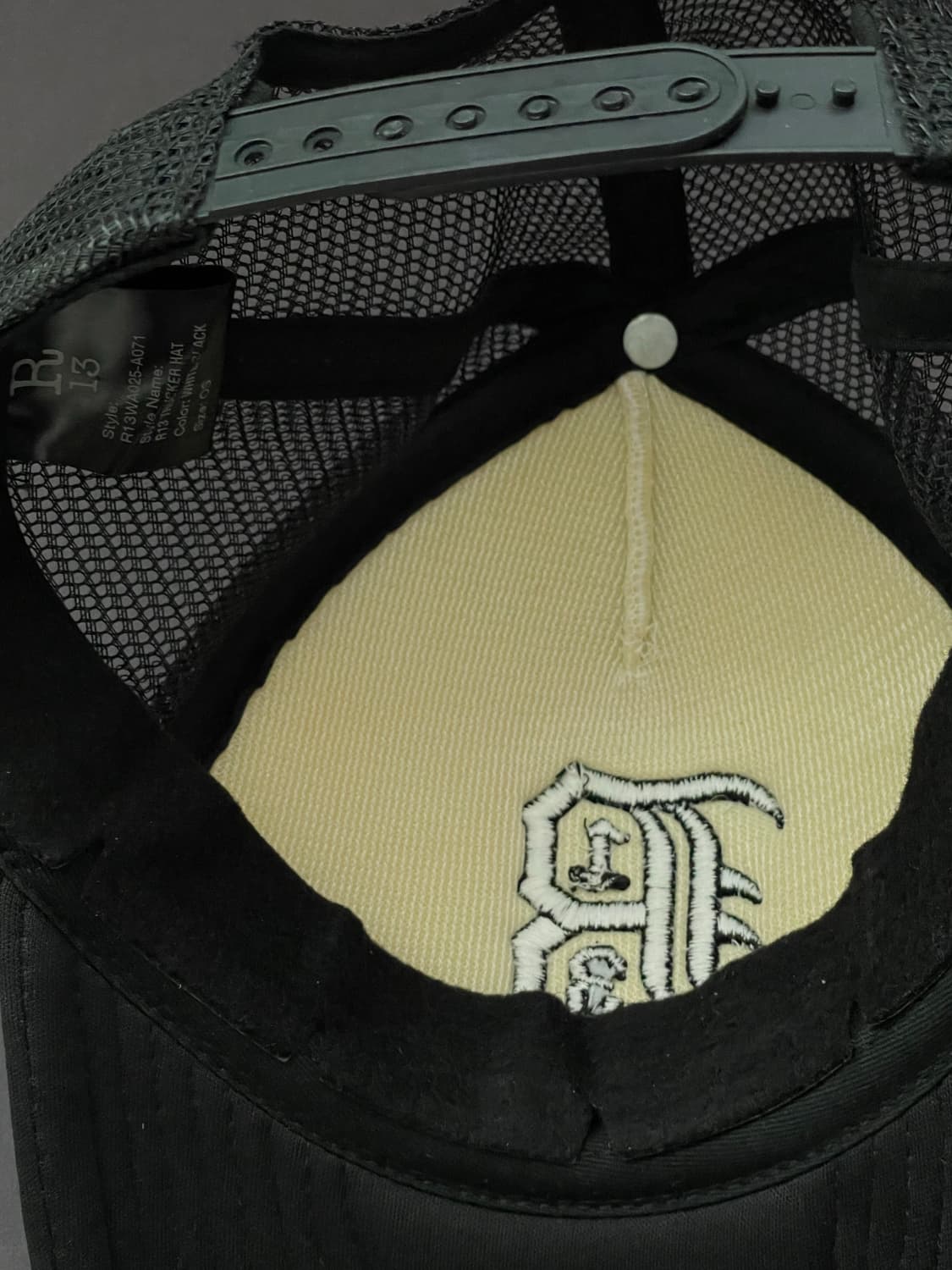 R13 트러커 로고 모자 상품이미지3