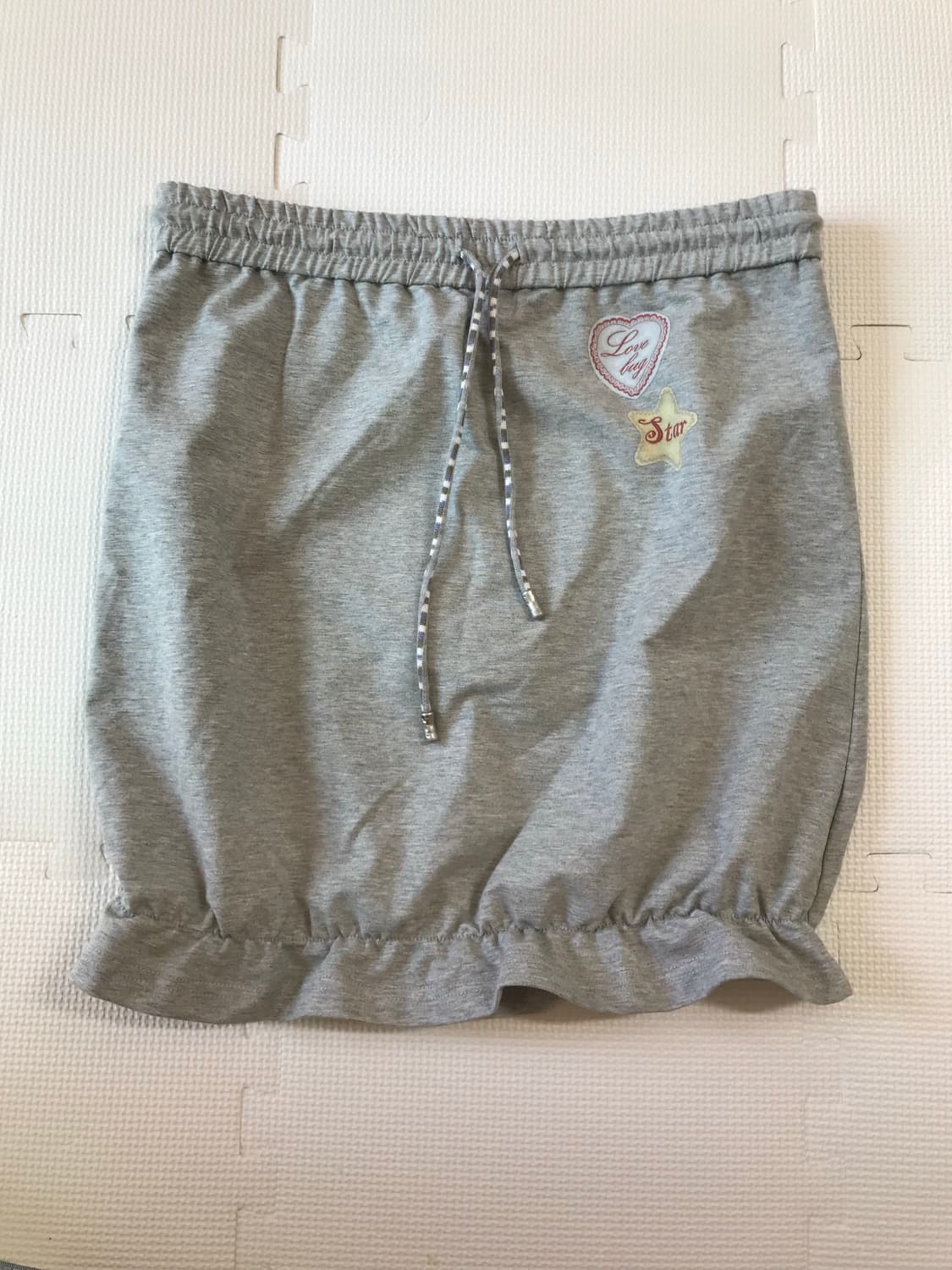 빈티지 하트 별 패치 트레이닝스커트 상품이미지1