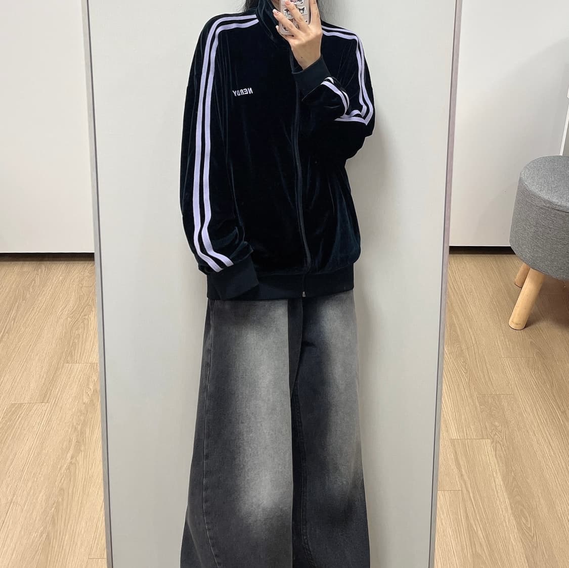 널디 벨벳 연보라 사이드라인 블랙 트랙탑 져지 상품이미지2