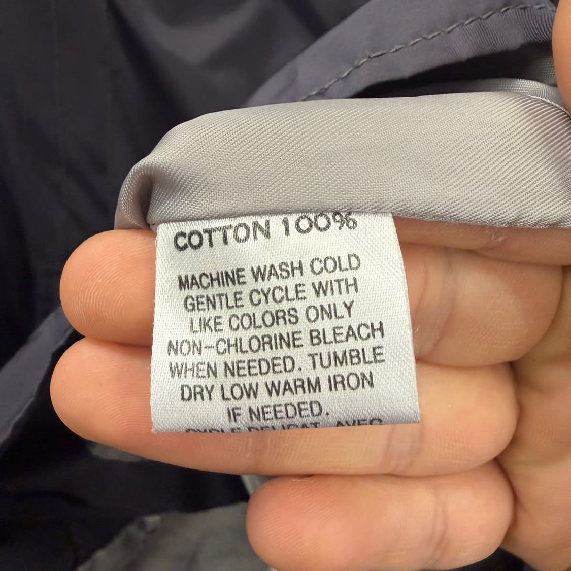 아르마니 익스체인지 가먼트다잉 유틸리티 자켓 버티컬 스티치 암패치 디테일 상품이미지8