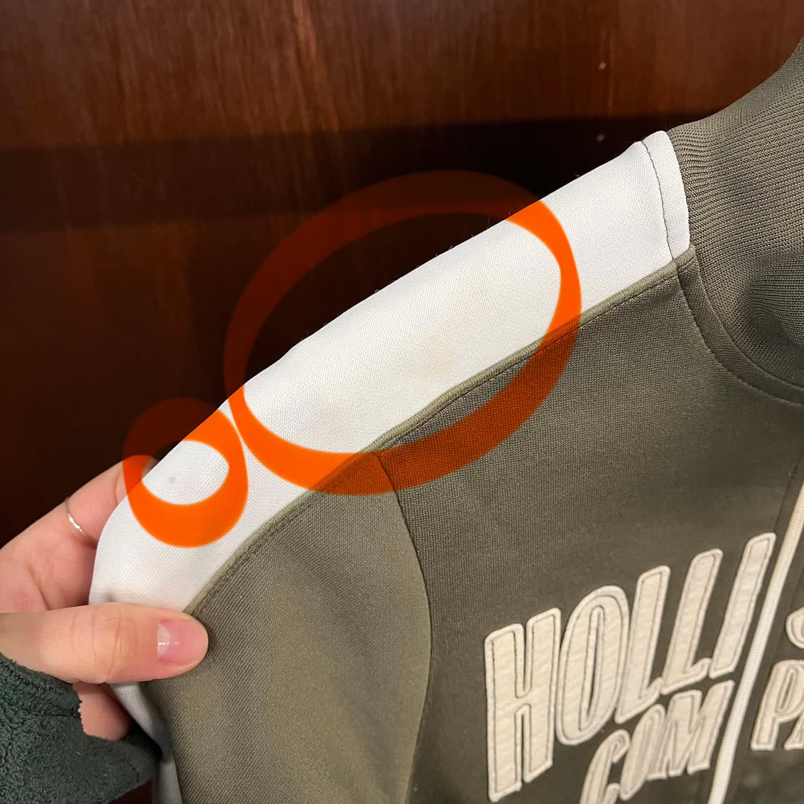 [유일매물] 홀리스터 y2k 보아털 카키 져지 집업 44-55 상품이미지8