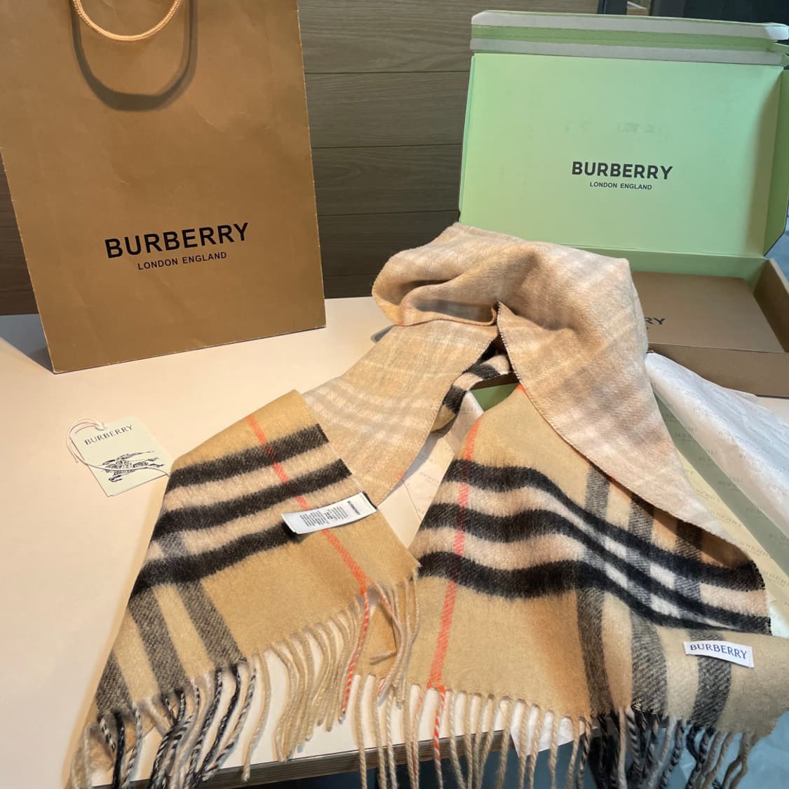버버리 리버서블 스카프 100% 램스울
 상품이미지6