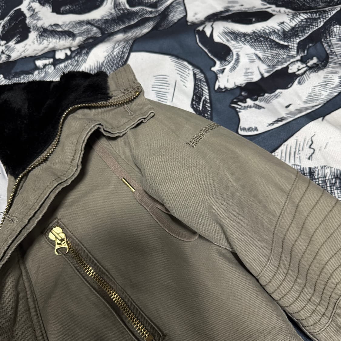 쟈딕앤볼테르 안감 퍼 밀리터리야상 XS사이즈  상품이미지7