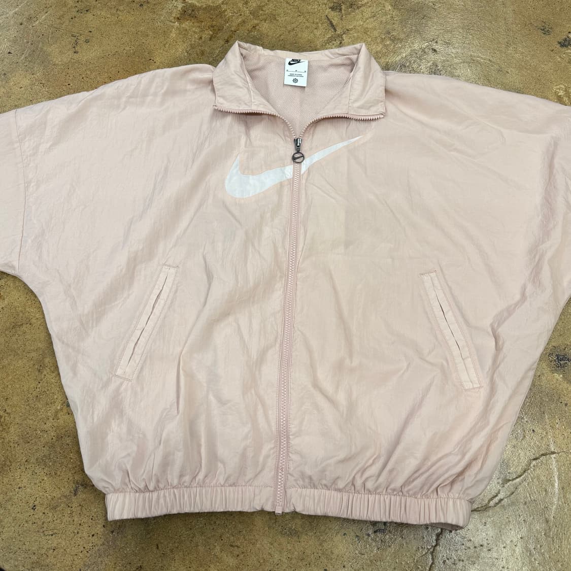 나이키 딸기우유 핑크 빅스우시 바람막이  상품이미지3