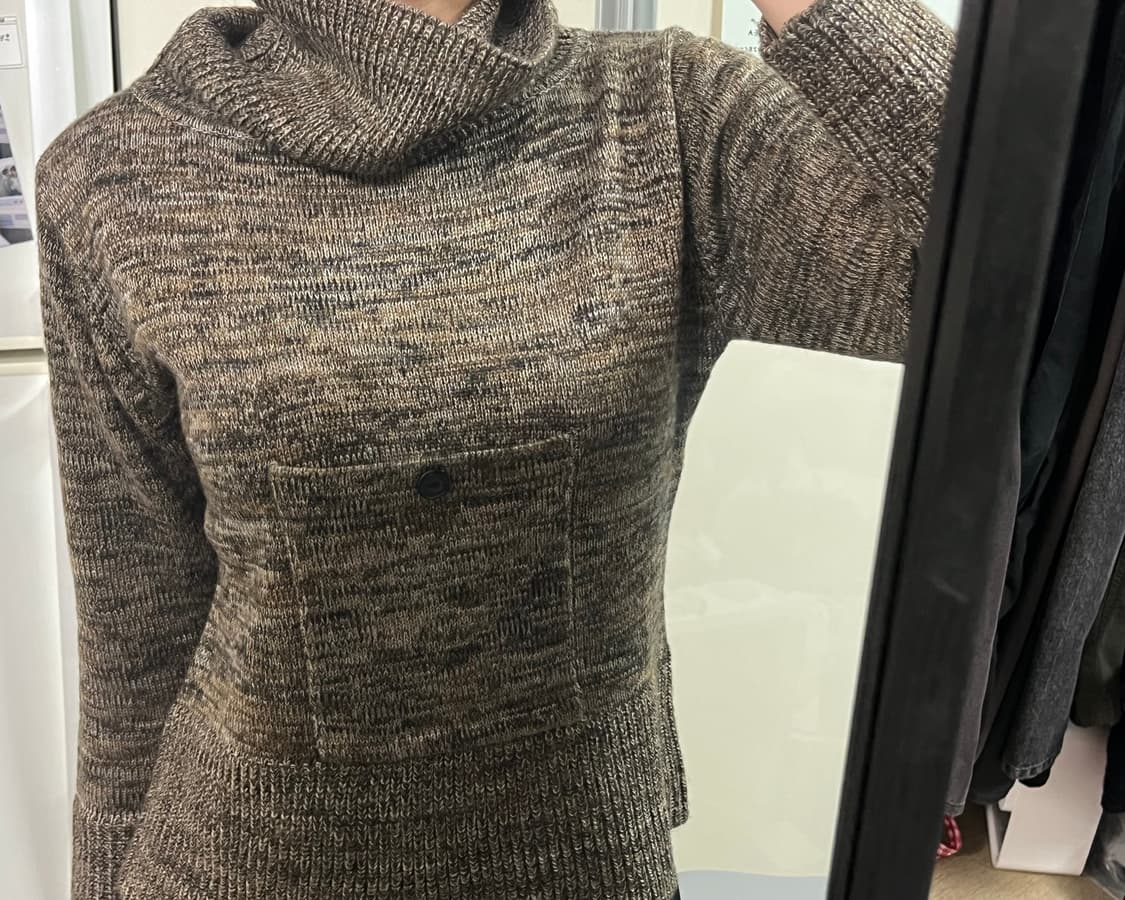 목폴라 포켓 디테일 니트 상품이미지5