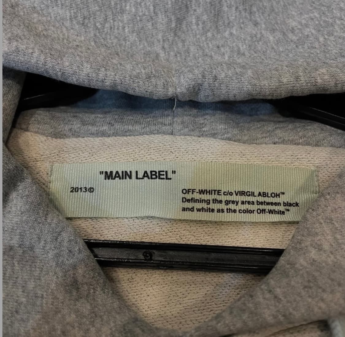 오프화이트 후드티 상품이미지3