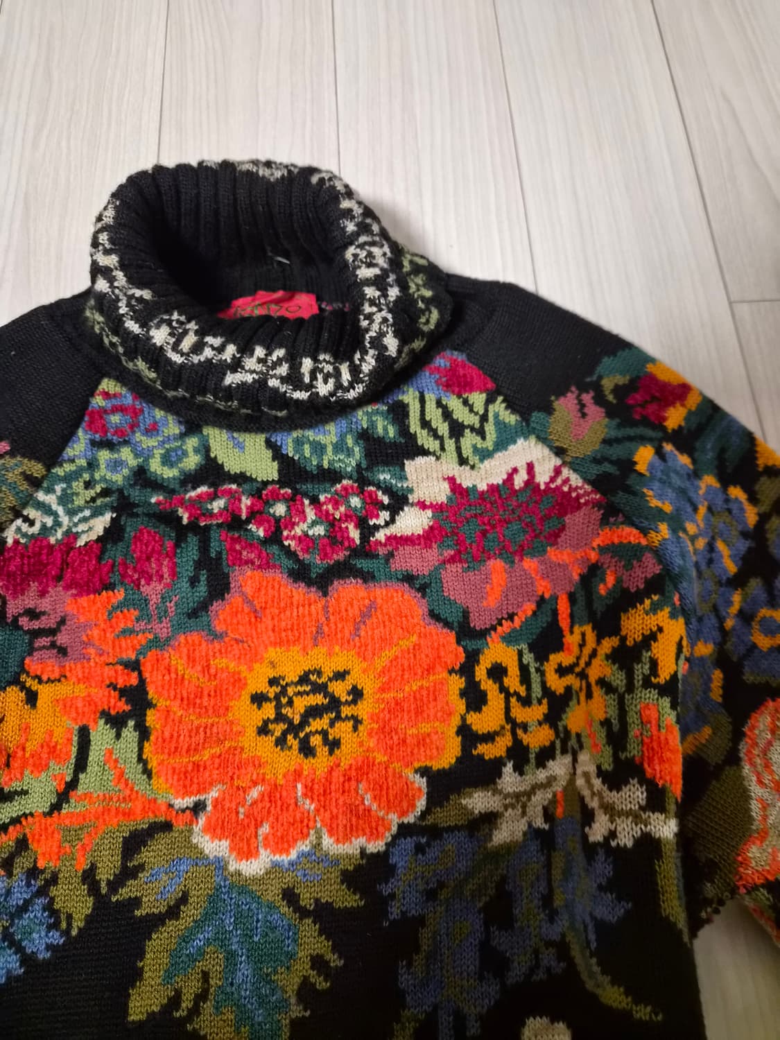 겐조(KENZO) 빈티지 플라워 자수 터틀넥 롱 니트 상품이미지3