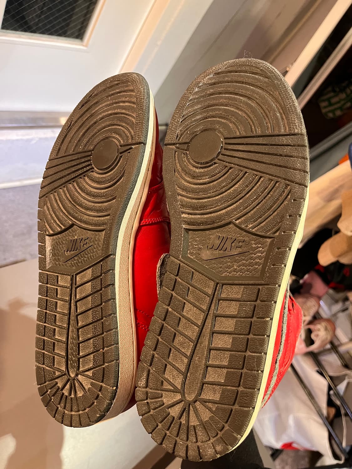 조던 1 레트로 하이 프리미어 구찌 (2008) 상품이미지9