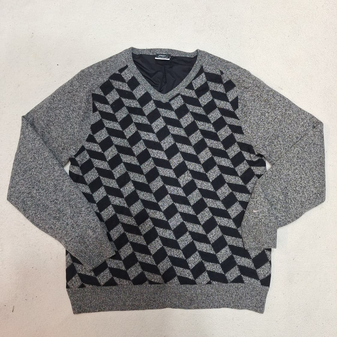 나이키골프  방풍니트L(상태좋음) 상품이미지4