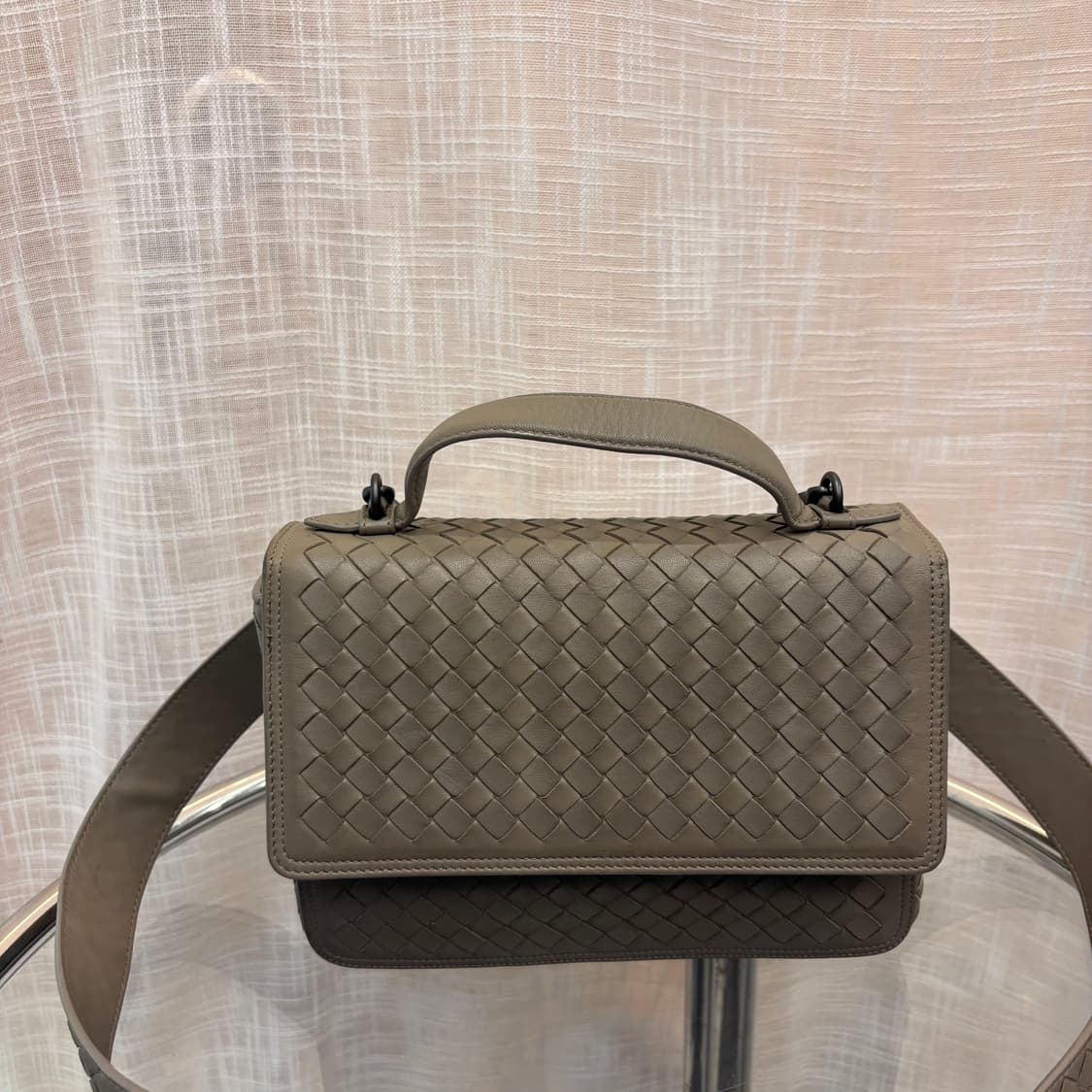 정품 보테가베네타 루프 탑핸들     상품이미지2