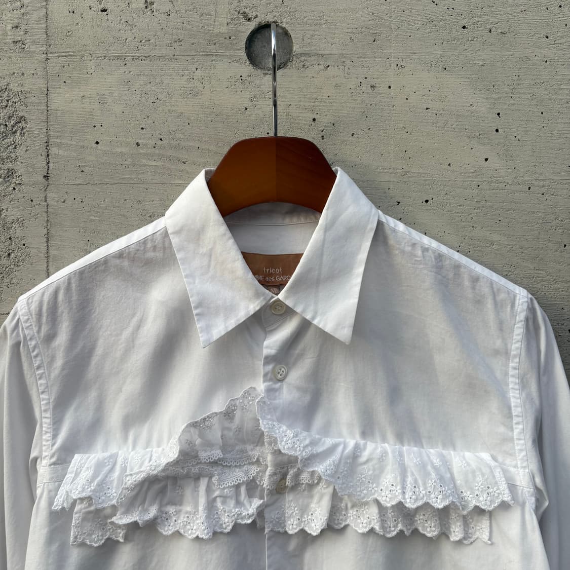 꼼데가르송 트리콧 러플 디테일 화이트 셔츠 상품이미지2