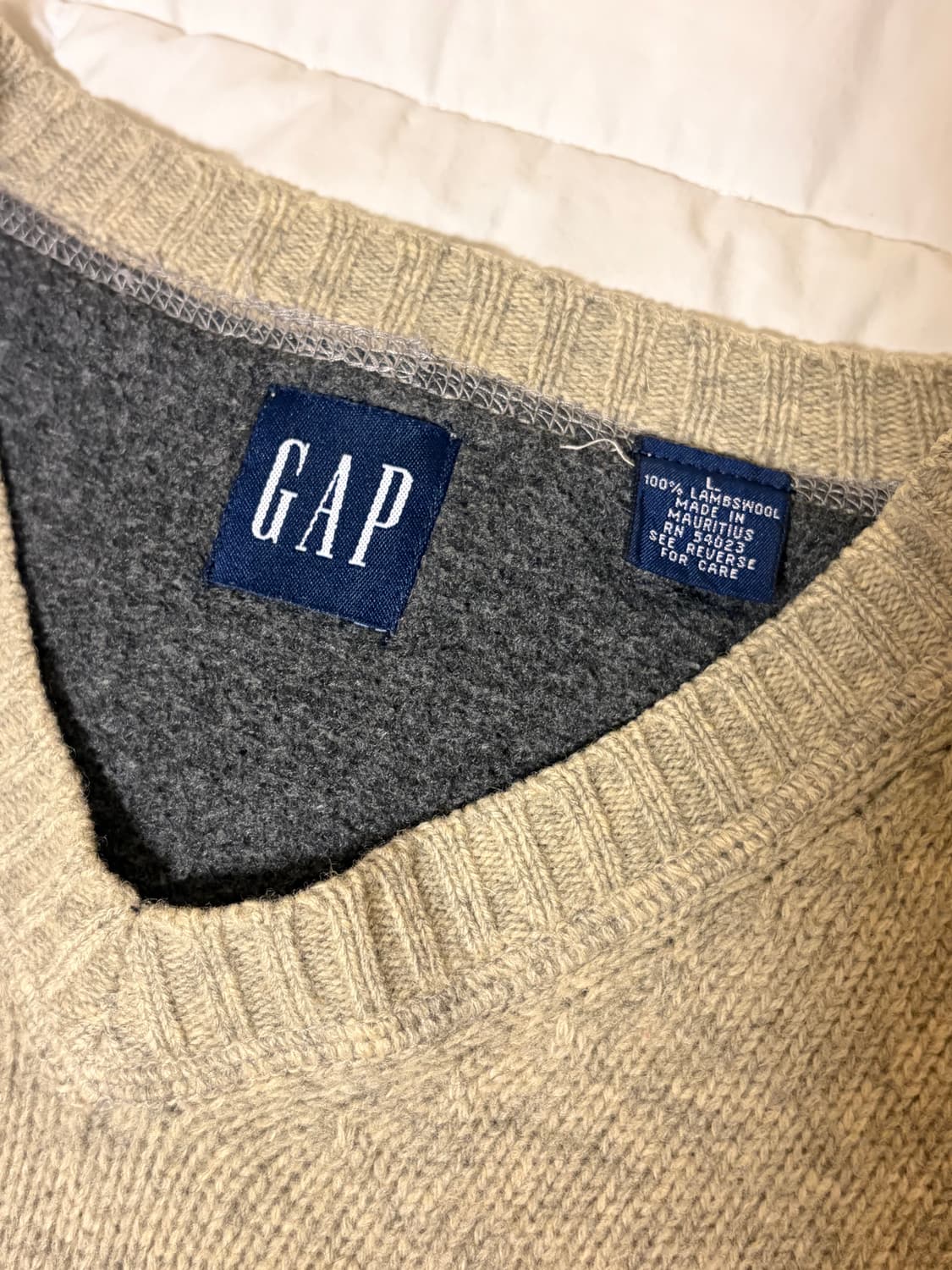 GAP V넥 울 니트 상품이미지3