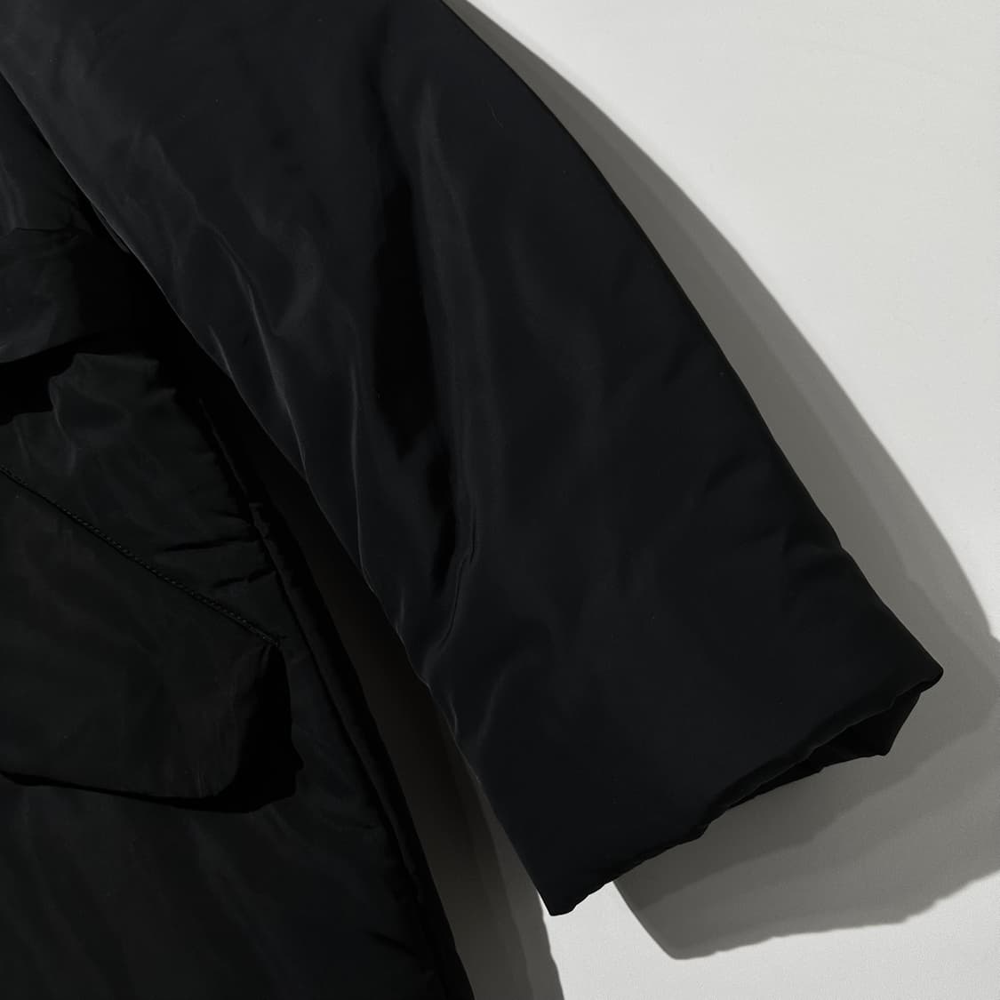 아르켓 로브 패딩 코트 블랙 상품이미지6