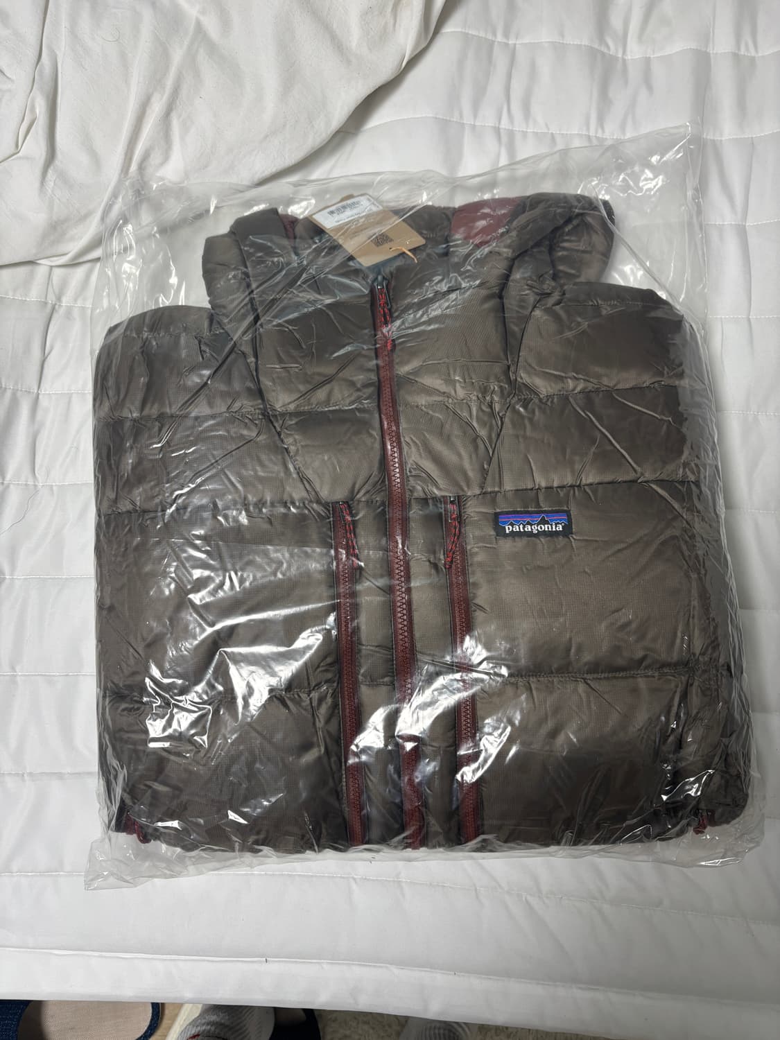 파타고니아 피츠로이 패딩 브라운 L 판매 상품이미지1