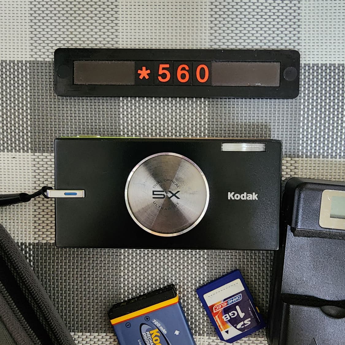 코닥 이지쉐어 V 570 디지털카메라 파우치포함 상품이미지2