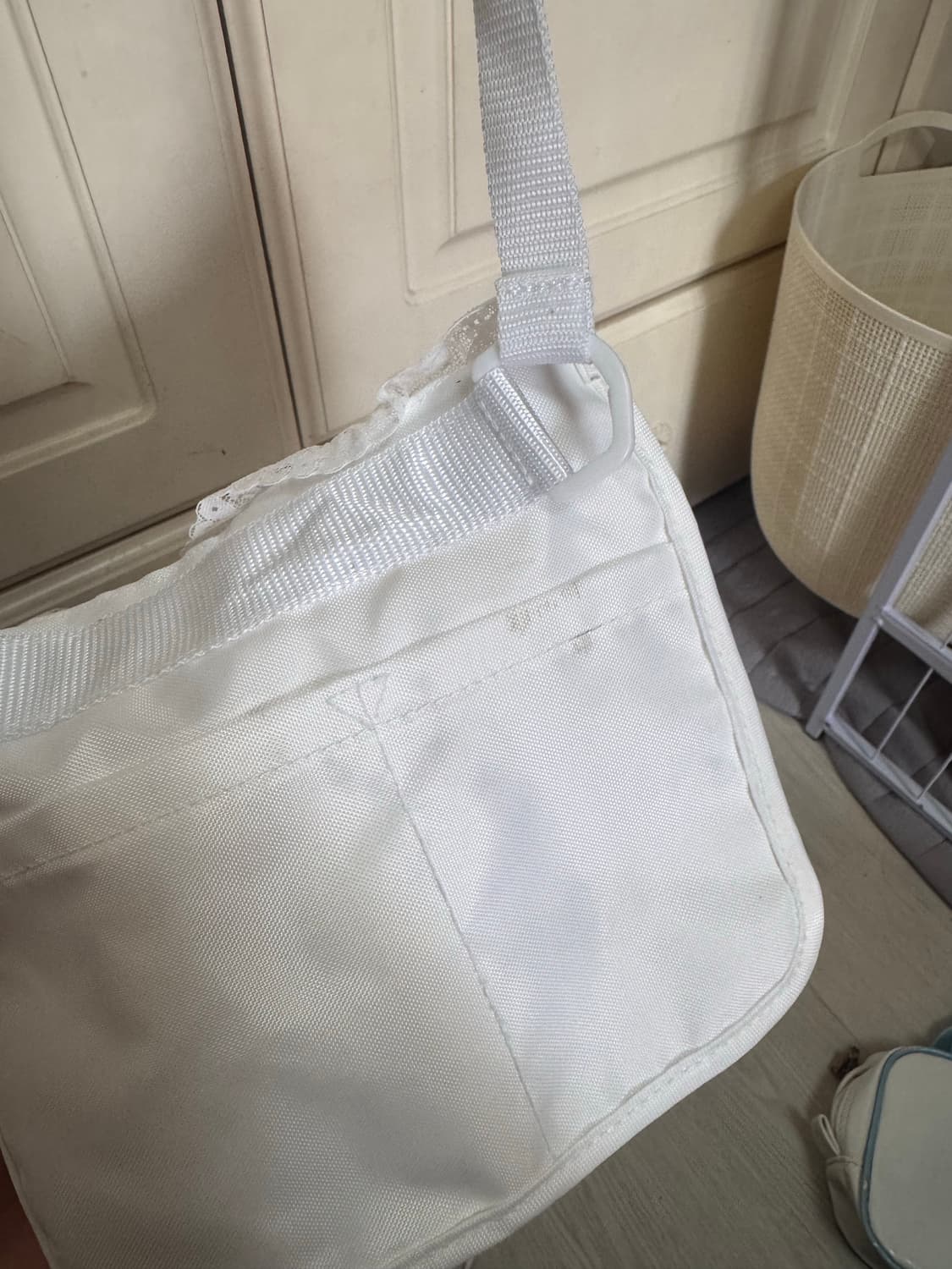 일본 빈티지 서브컬쳐 핸드메이드 레이스 화이트 자수 크로스백 파우치 상품이미지5