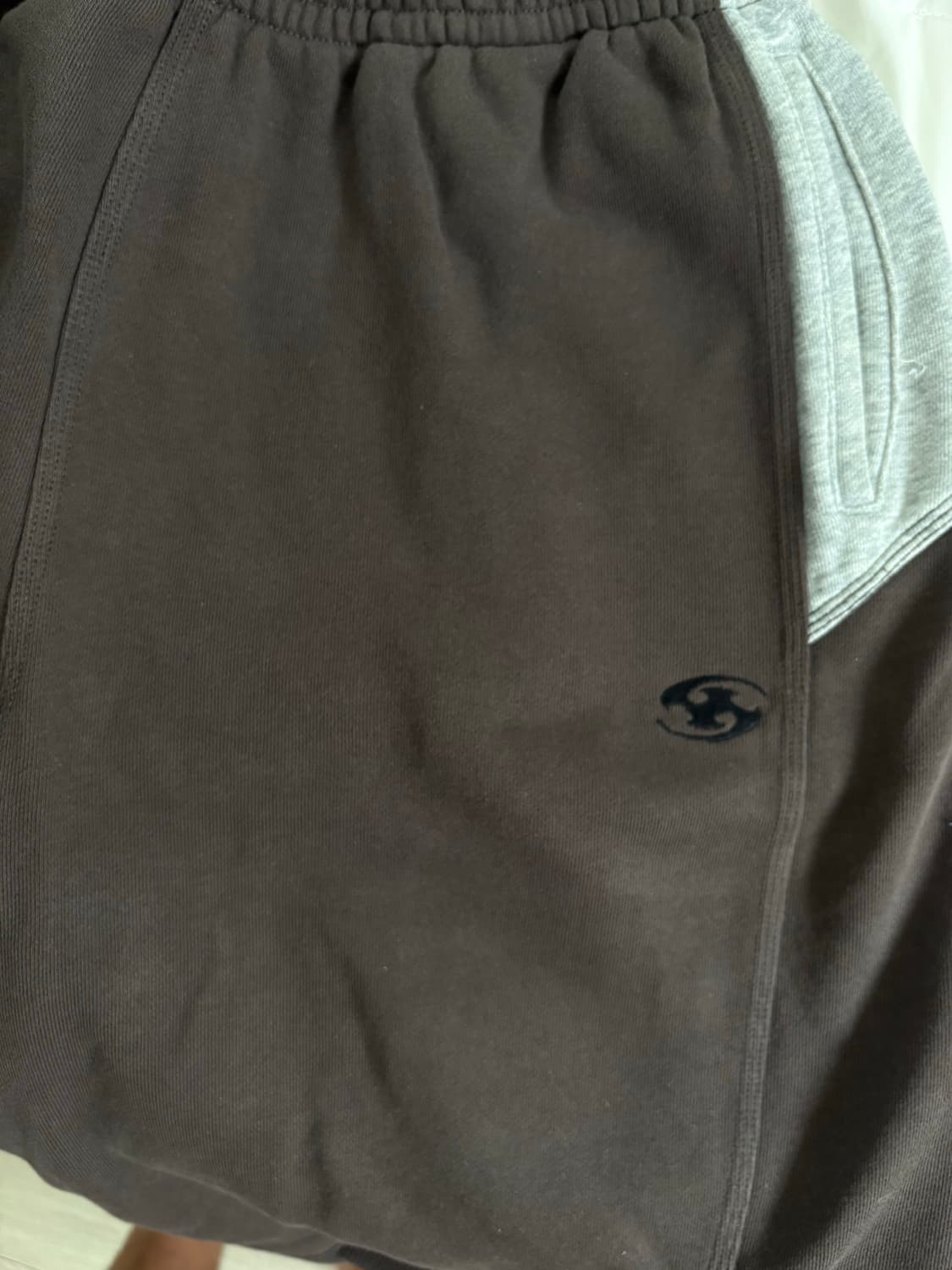 산산기어 스웻 쇼츠 브라운 24ss 1size 상품이미지2