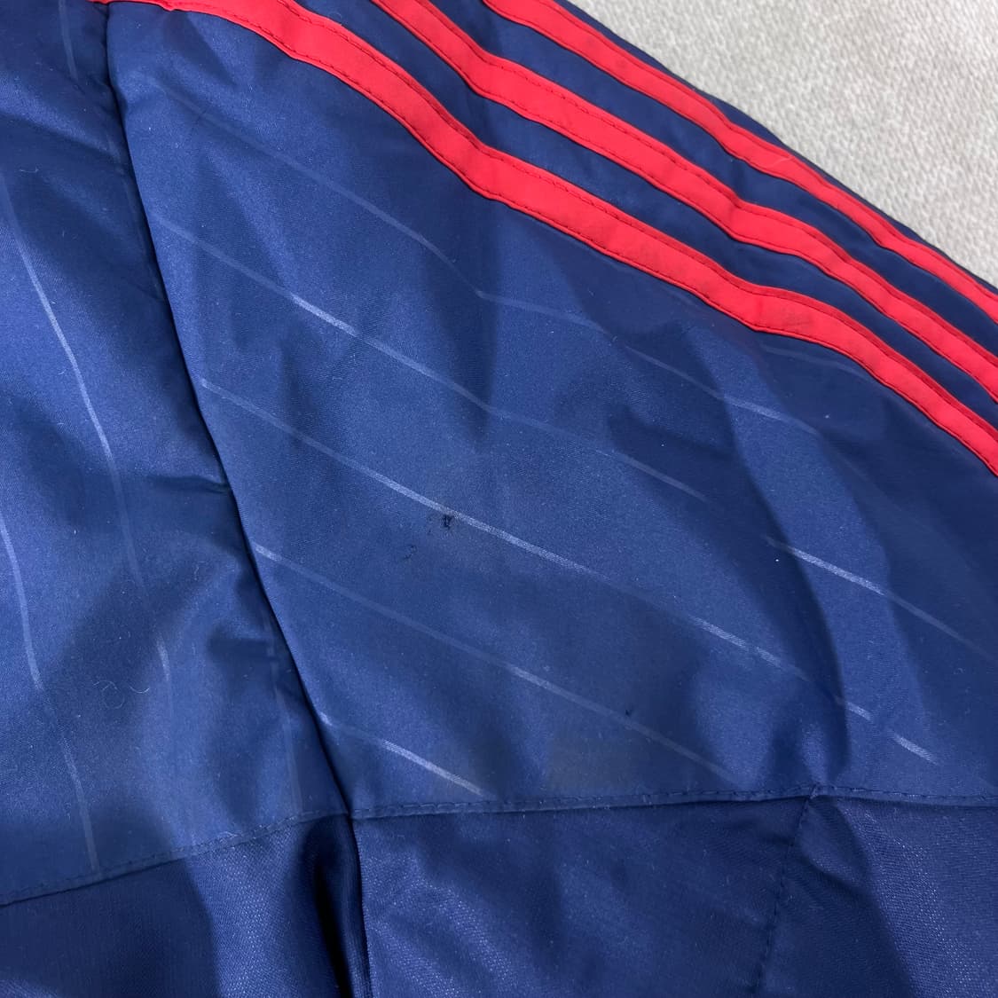 100 아디다스 맨유 푸퍼 패딩 상품이미지5