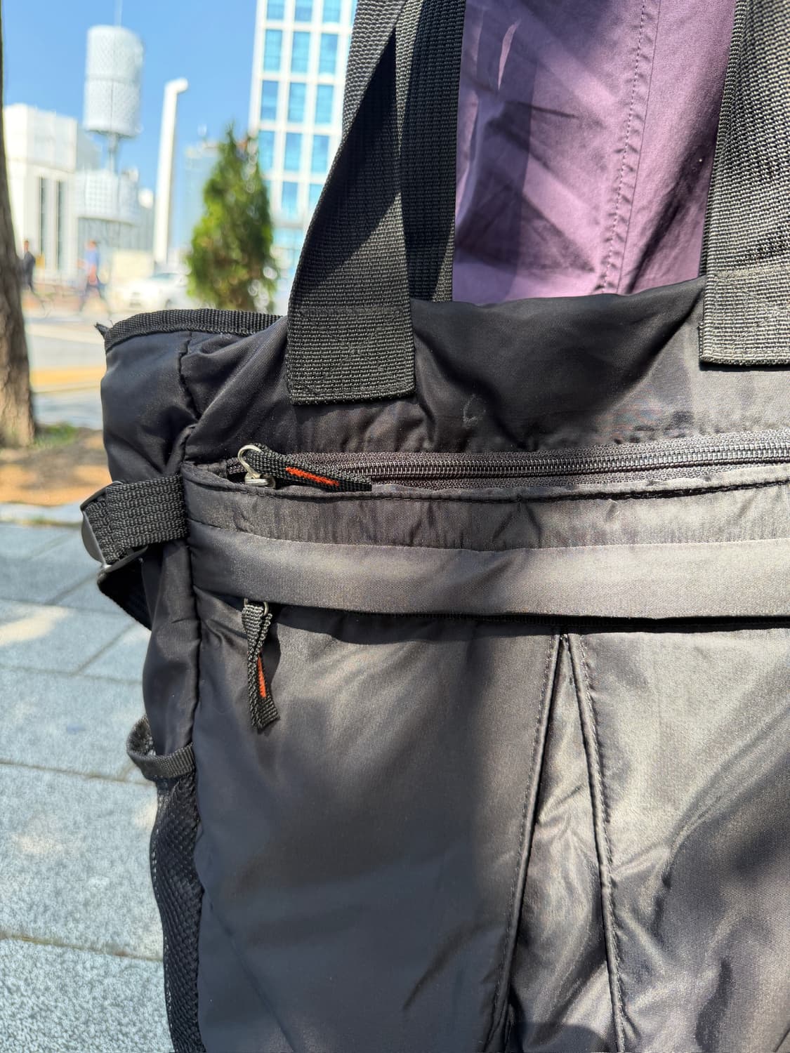 A.O.T. Lightweight Nylon Utility Tote 상품이미지2